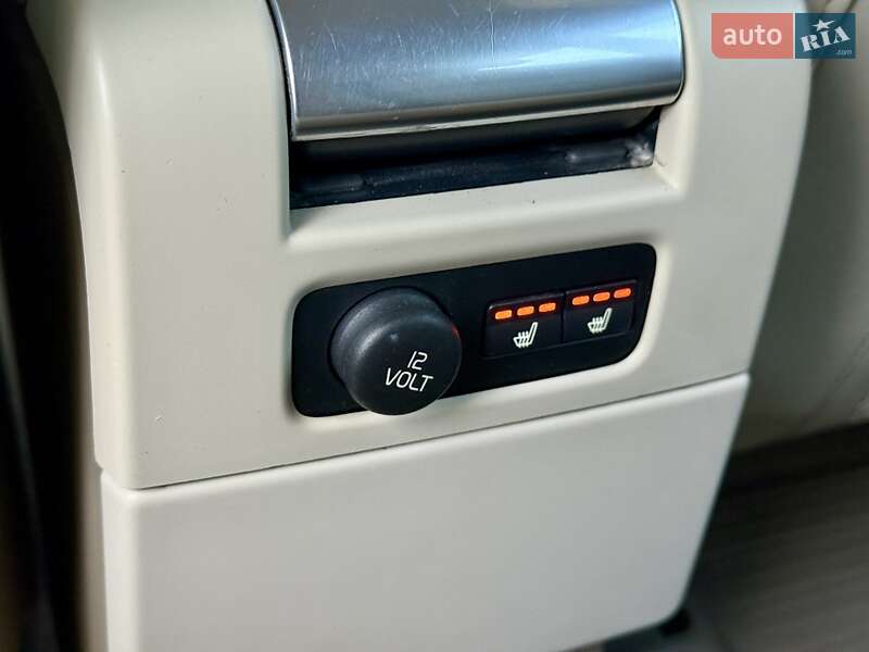 Универсал Volvo XC70 2011 в Харькове