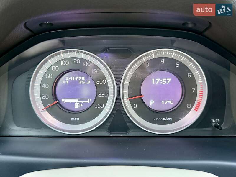 Универсал Volvo XC70 2011 в Харькове