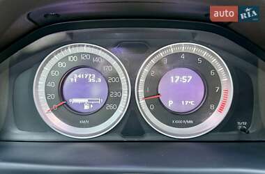 Универсал Volvo XC70 2011 в 