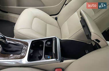 Универсал Volvo XC70 2014 в 