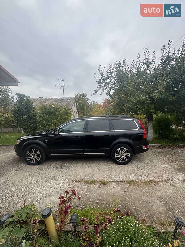 Универсал Volvo XC70 2008 в Киеве