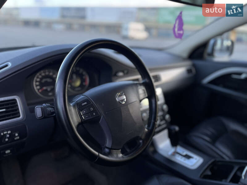 Универсал Volvo XC70 2007 в Черновцах фото 64 Универсал Volvo XC70 2007 в Черновцах