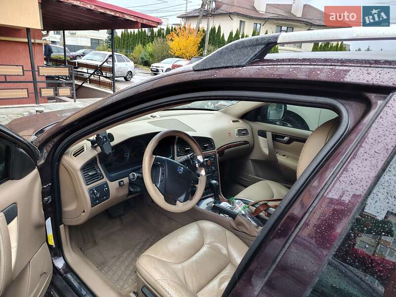 Универсал Volvo XC70 2006 в Киеве фото 10 Универсал Volvo XC70 2006 в Киеве