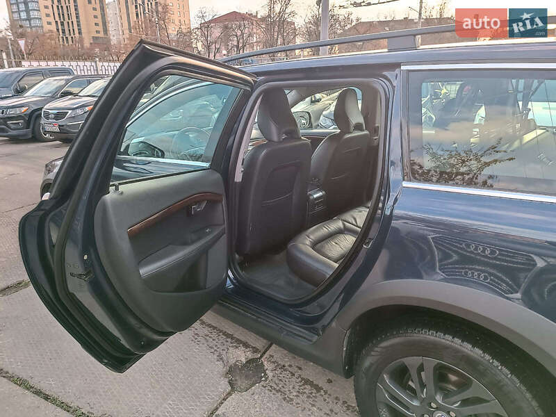 Универсал Volvo XC70 2012 в Харькове фото 11 Универсал Volvo XC70 2012 в Харькове