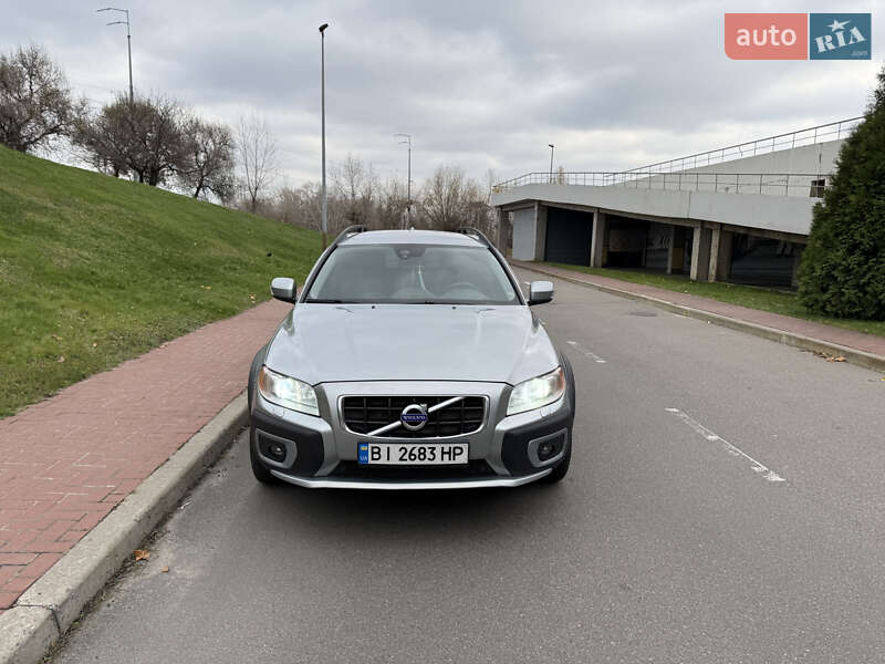 Универсал Volvo XC70 2013 в Киеве фото 9 Универсал Volvo XC70 2013 в Киеве