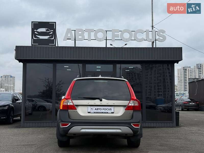 Універсал Volvo XC70 2008 в Києві