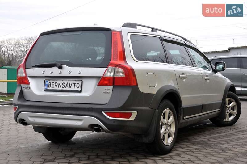 Універсал Volvo XC70 2010 в Львові