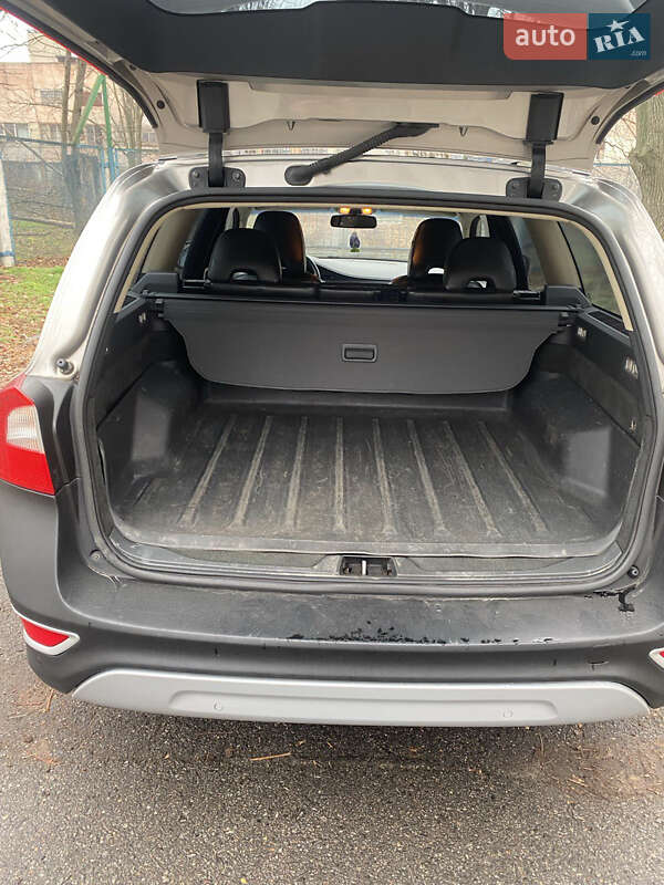 Универсал Volvo XC70 2008 в Черкассах