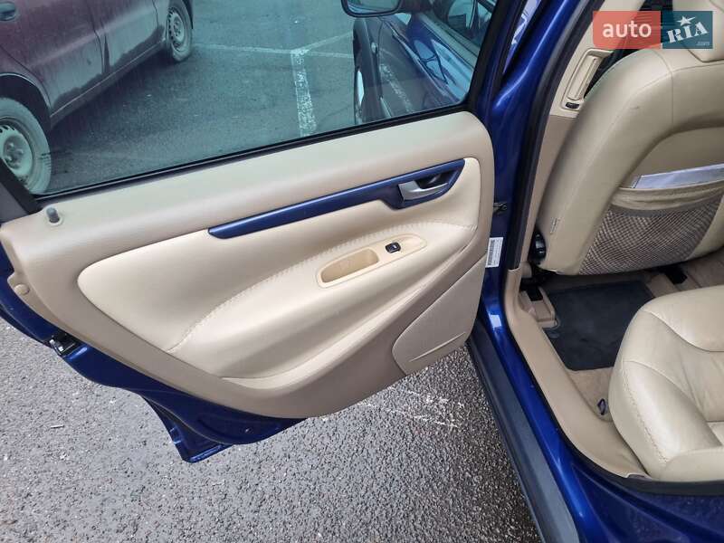 Универсал Volvo XC70 2005 в Львове