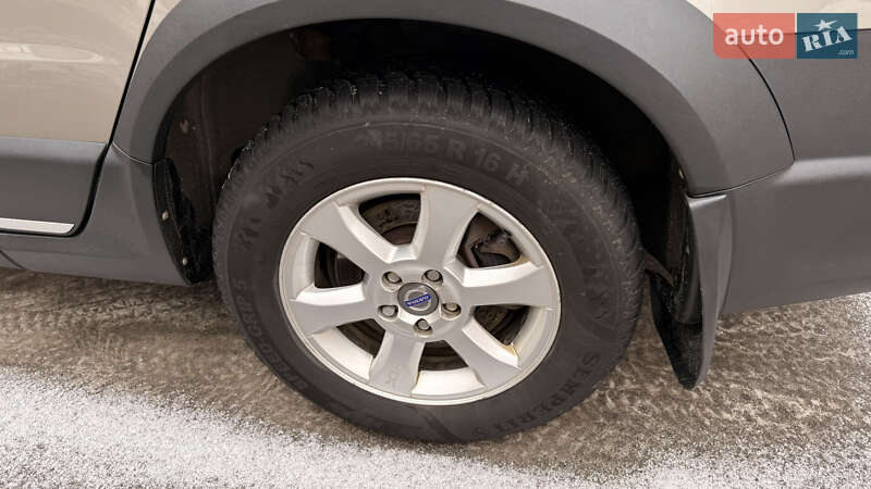 Универсал Volvo XC70 2007 в Киеве