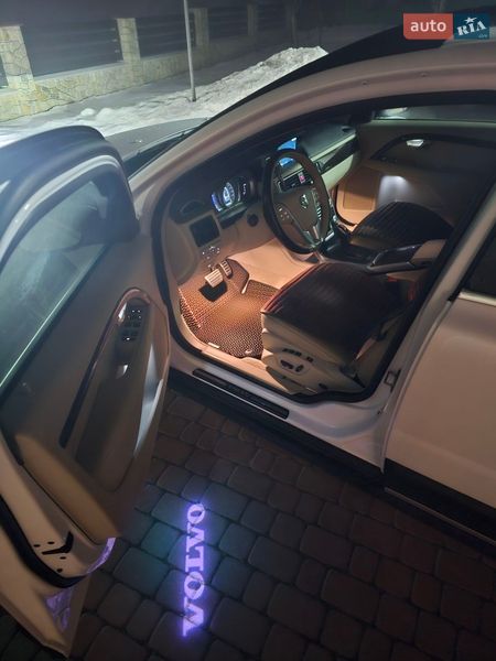 Универсал Volvo XC70 2016 в Тернополе