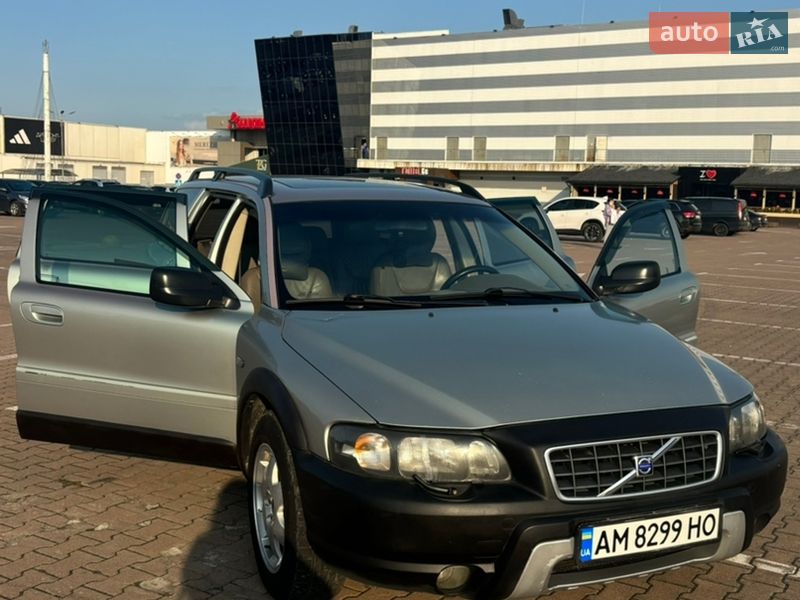 Универсал Volvo XC70 2004 в Житомире