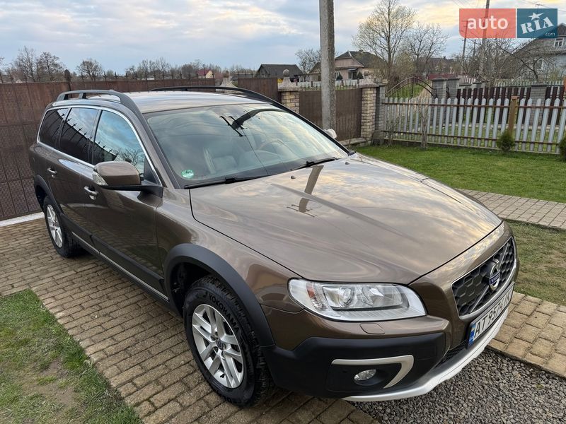 Универсал Volvo XC70 2016 в Калуше