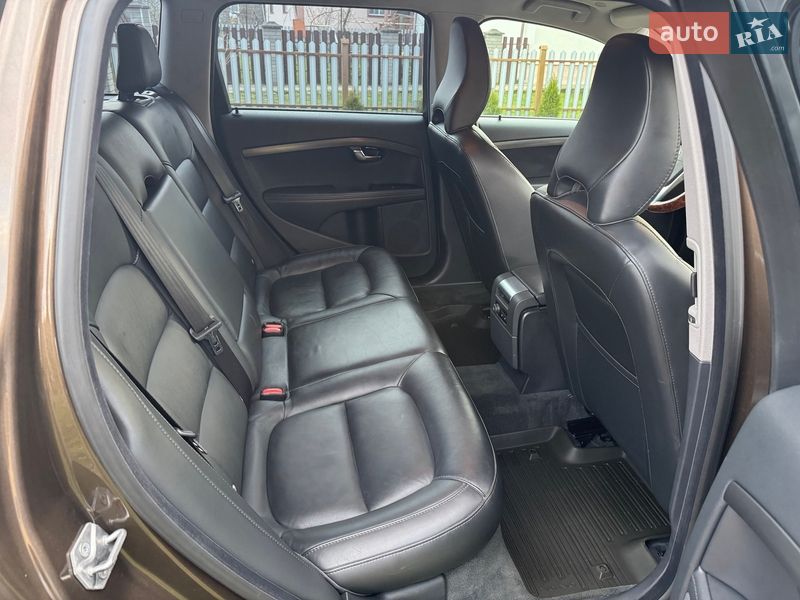 Универсал Volvo XC70 2016 в Калуше