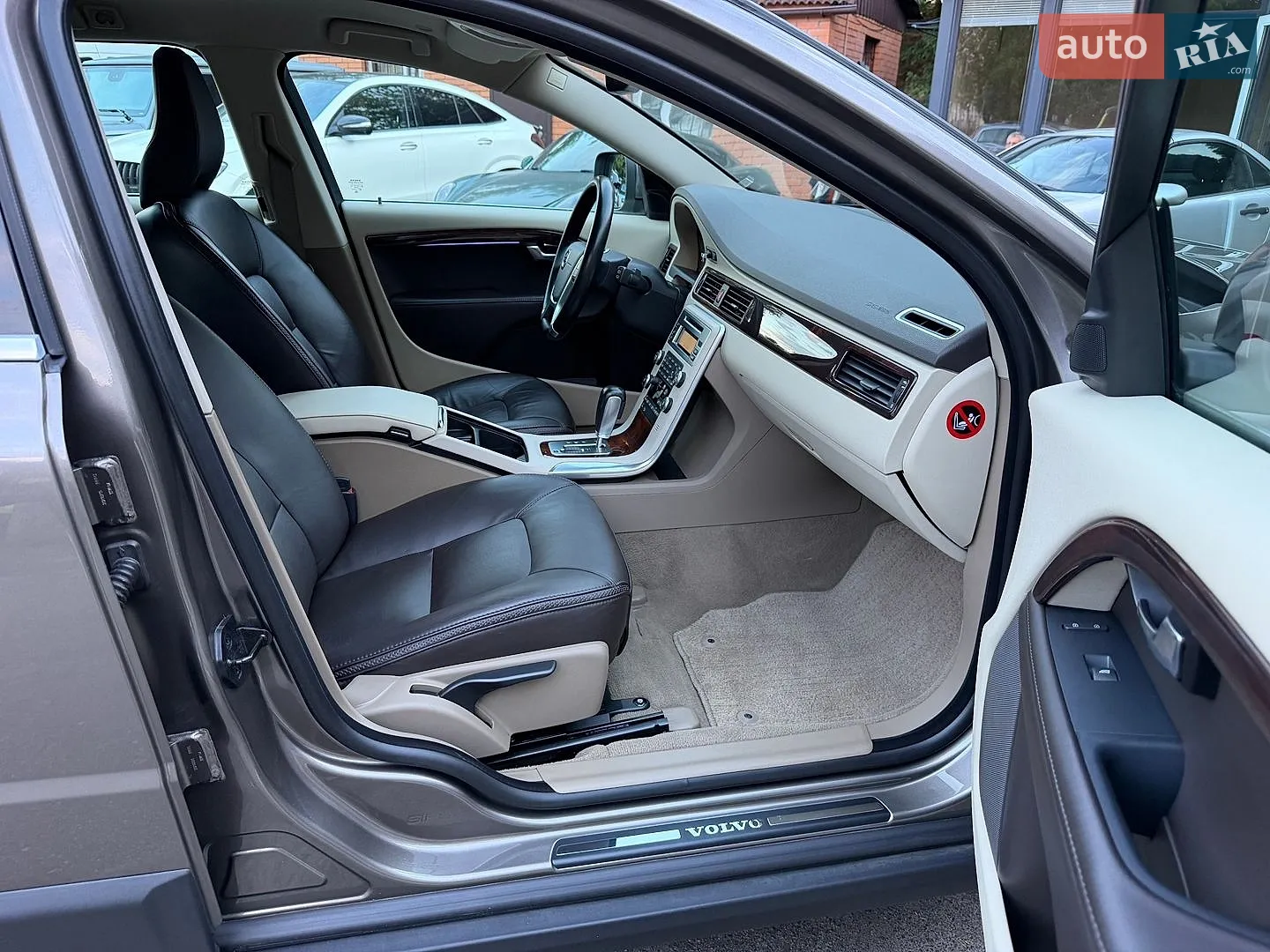 2011 Volvo XC70 - мініатюра 27