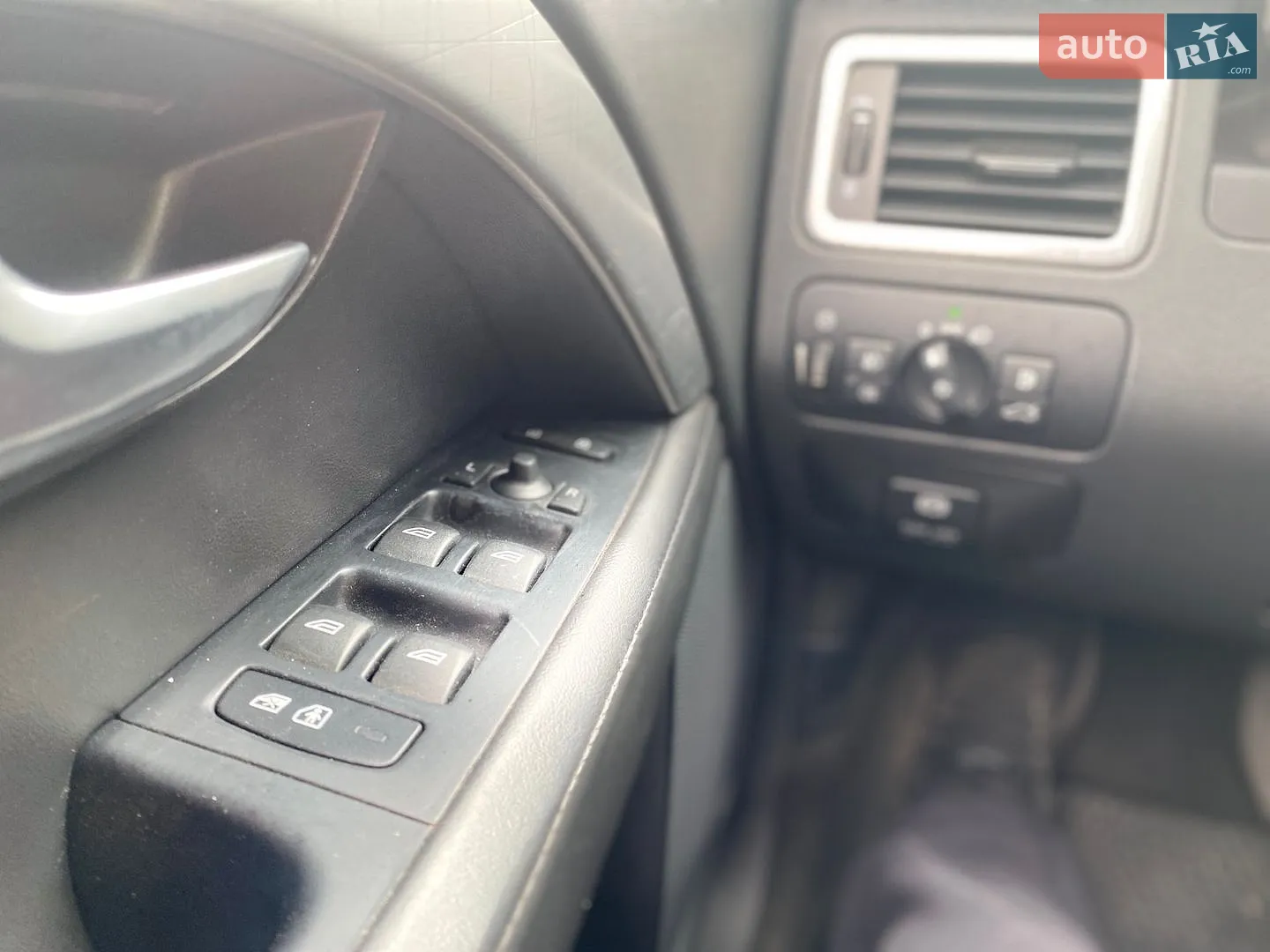 2011 Volvo XC70 - мініатюра 19