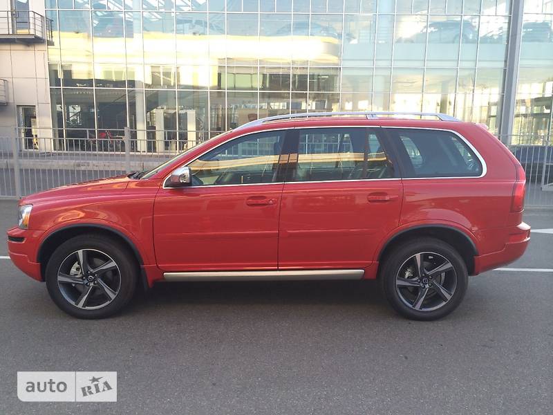Внедорожник / Кроссовер Volvo XC90 2014 в Киеве