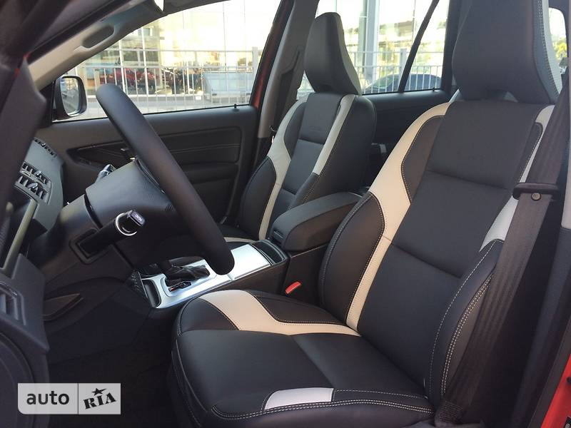 Внедорожник / Кроссовер Volvo XC90 2014 в Киеве