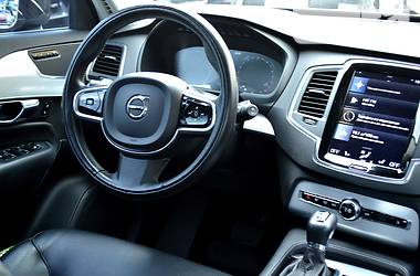 Внедорожник / Кроссовер Volvo XC90 2016 в Киеве