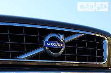 Внедорожник / Кроссовер Volvo XC90 2012 в Трускавце