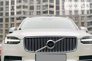 Позашляховик / Кросовер Volvo XC90 2016 в Києві