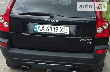 Позашляховик / Кросовер Volvo XC90 2004 в 
