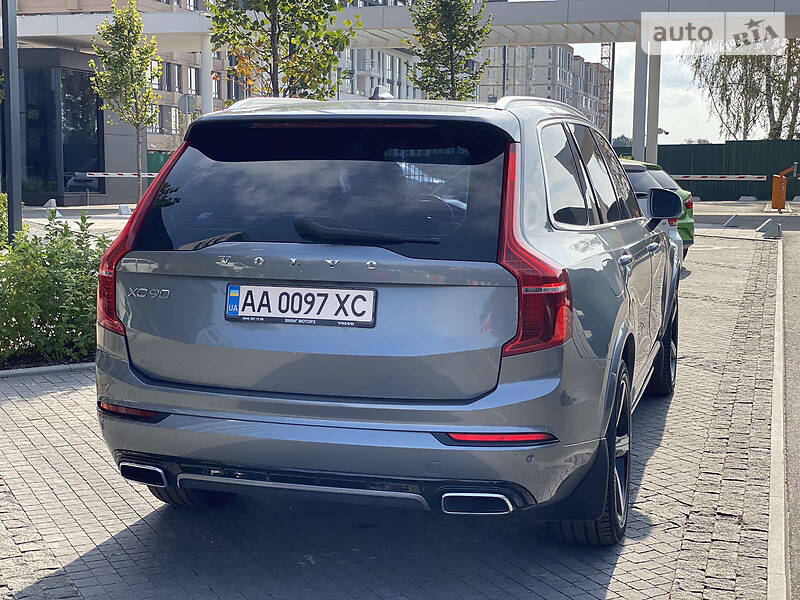 Позашляховик / Кросовер Volvo XC90 2016 в Києві
