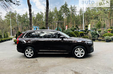 Внедорожник / Кроссовер Volvo XC90 2019 в Киеве