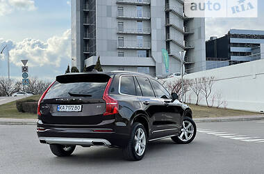 Внедорожник / Кроссовер Volvo XC90 2019 в Киеве