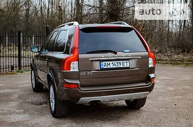 Внедорожник / Кроссовер Volvo XC90 2012 в 