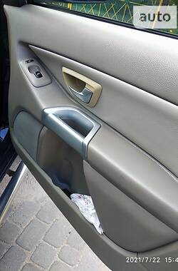 Внедорожник / Кроссовер Volvo XC90 2003 в 
