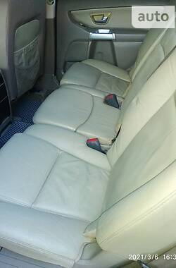Внедорожник / Кроссовер Volvo XC90 2003 в 