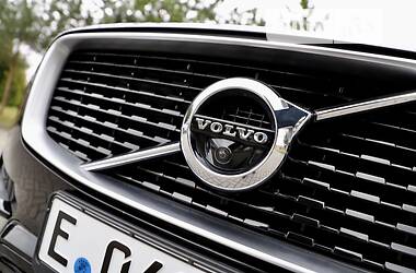 Внедорожник / Кроссовер Volvo XC90 2019 в 