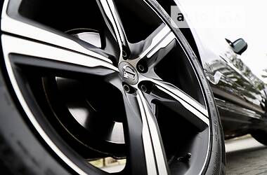 Внедорожник / Кроссовер Volvo XC90 2019 в 