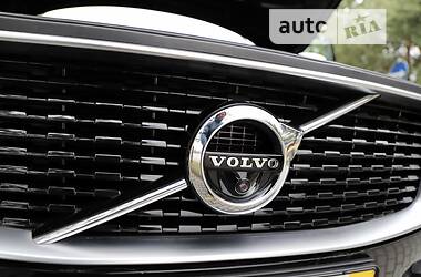 Внедорожник / Кроссовер Volvo XC90 2019 в 