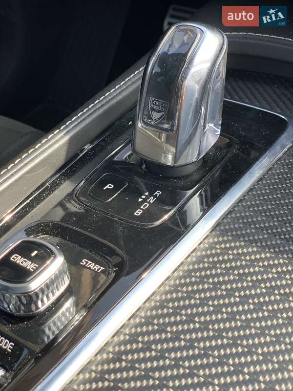 Внедорожник / Кроссовер Volvo XC90 2016 в Львове