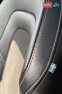 Позашляховик / Кросовер Volvo XC90 2016 в Львові