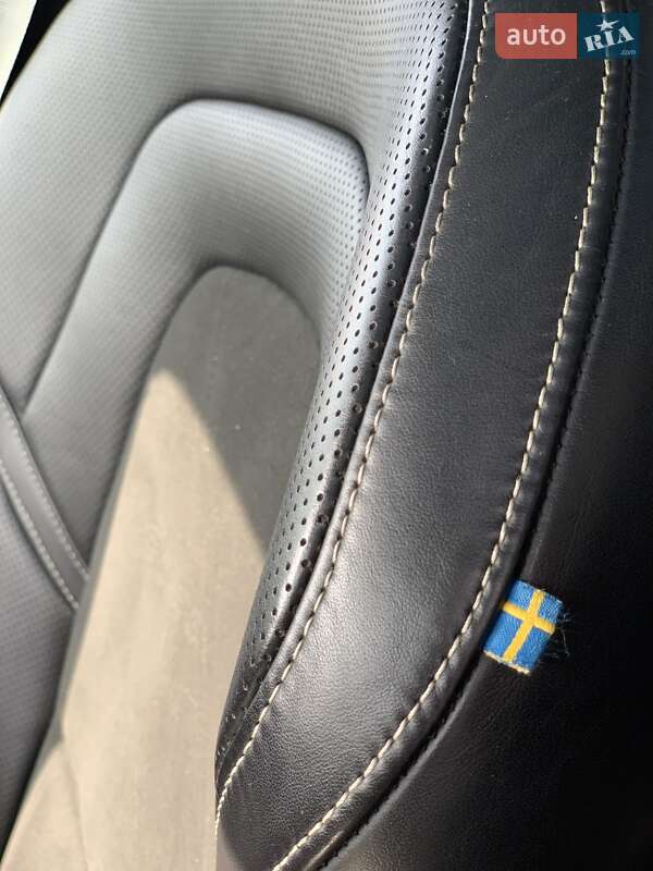 Внедорожник / Кроссовер Volvo XC90 2016 в Львове