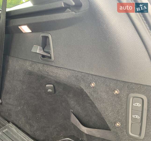 Внедорожник / Кроссовер Volvo XC90 2016 в Львове