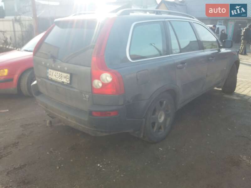 Внедорожник / Кроссовер Volvo XC90 2005 в Ужгороде