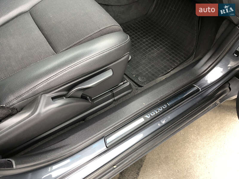 Позашляховик / Кросовер Volvo XC90 2009 в Києві фото 25 Позашляховик / Кросовер Volvo XC90 2009 в Києві