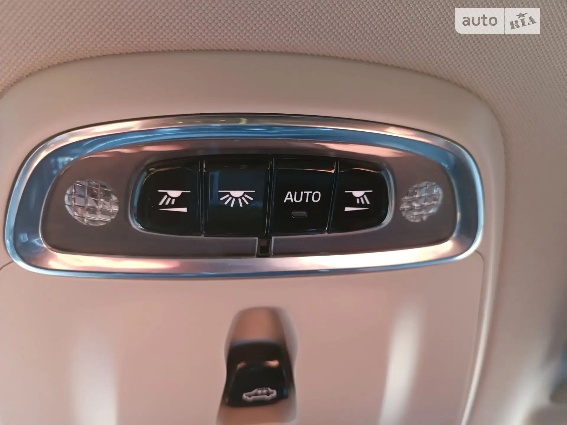 2016 Volvo XC90 - мініатюра 38