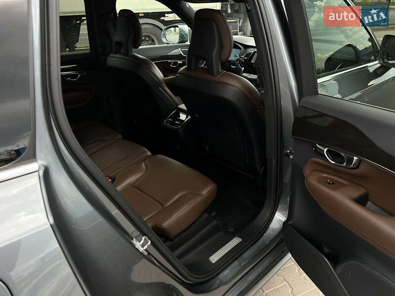 Позашляховик / Кросовер Volvo XC90 2017 в Києві