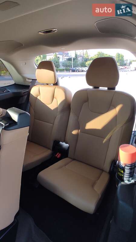 Внедорожник / Кроссовер Volvo XC90 2015 в Житомире