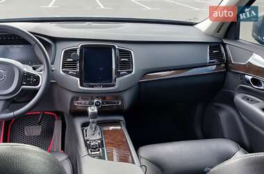 Внедорожник / Кроссовер Volvo XC90 2016 в 