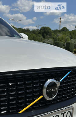 Внедорожник / Кроссовер Volvo XC90 2020 в Днепре
