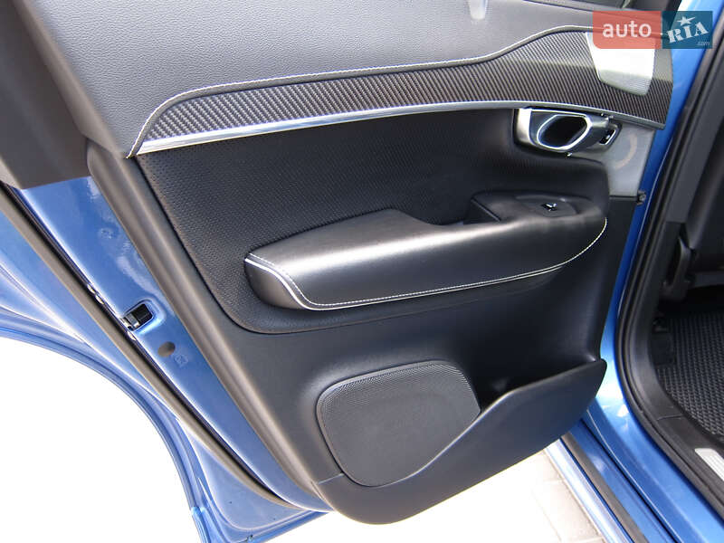 Внедорожник / Кроссовер Volvo XC90 2018 в Днепре