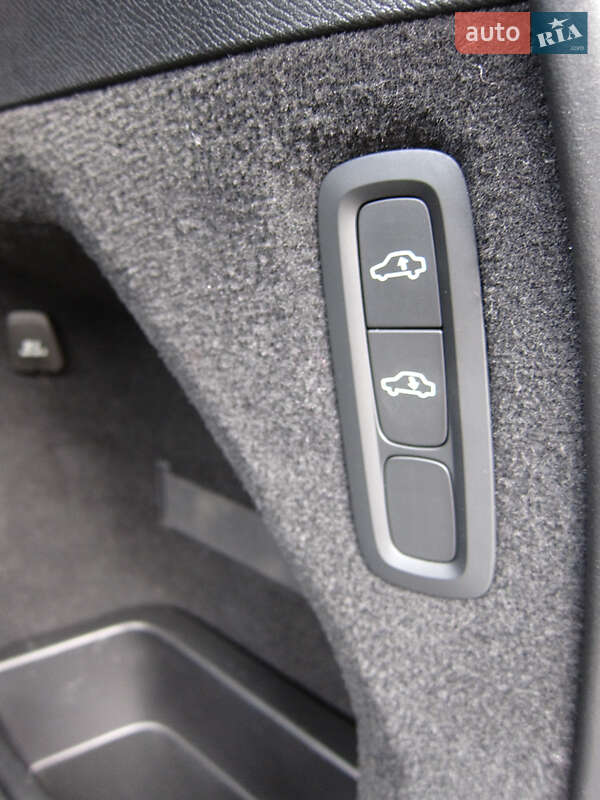 Внедорожник / Кроссовер Volvo XC90 2018 в Днепре