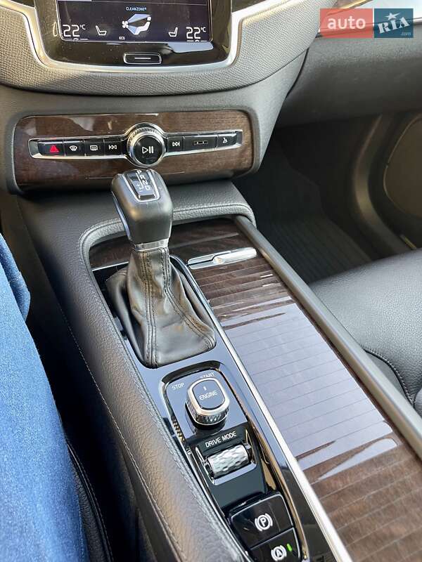 Внедорожник / Кроссовер Volvo XC90 2016 в Ровно фото 14 Внедорожник / Кроссовер Volvo XC90 2016 в Ровно