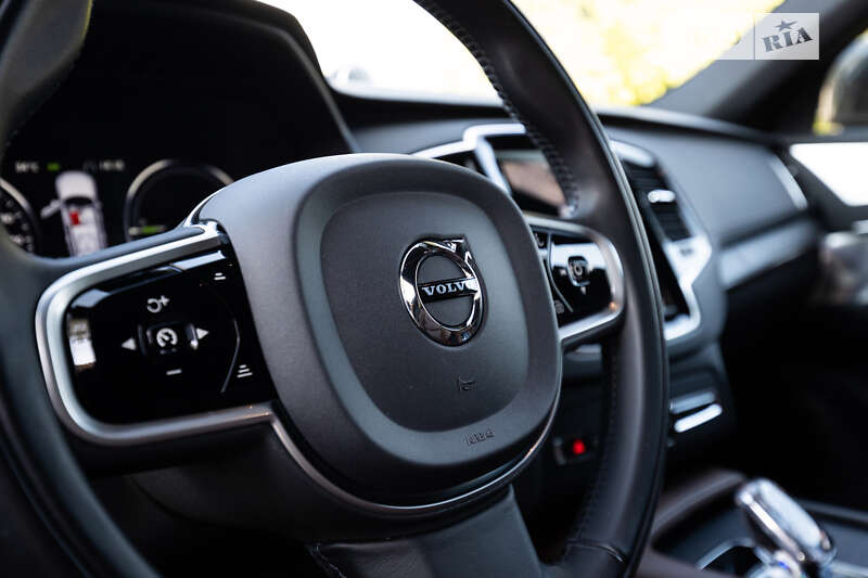Позашляховик / Кросовер Volvo XC90 2020 в Києві